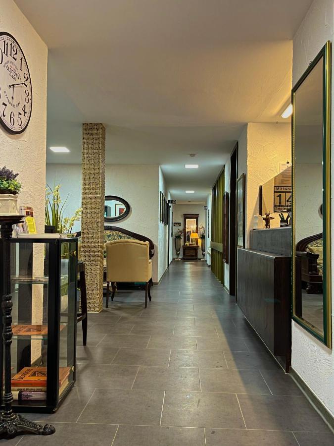 Hotel Brunnenhof Бад-Наугайм Екстер'єр фото